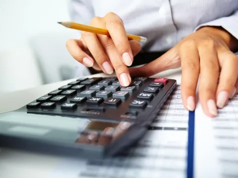 Mô hình những yếu tố ảnh hưởng đến chất lượng kiểm toán các ước tính kế toán trong kiểm toán báo cáo tài chính dưới góc độ chuyên môn nghề nghiệp