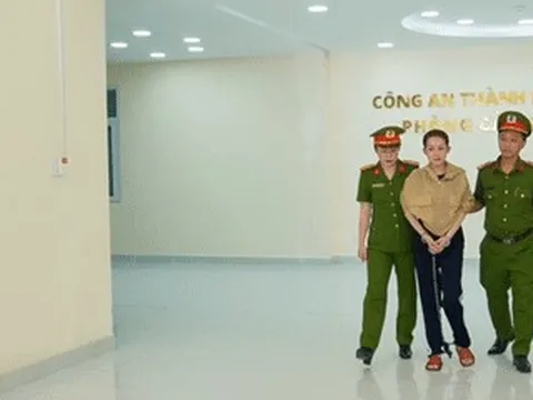 Ngân 98 bị bắt tạm giam