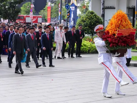 Chào đón sự kiện trọng đại