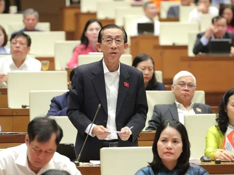 Cải cách tiền lương, chuyển đổi mạnh mô hình tăng trưởng