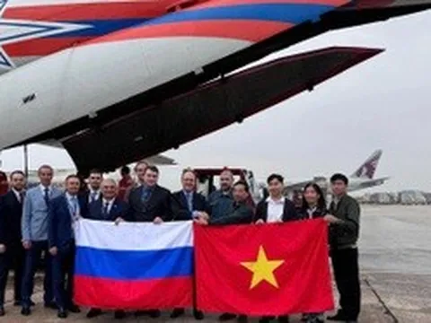 Máy bay Nga chuyển 30 tấn hàng hóa hỗ trợ Việt Nam sau thiên tai