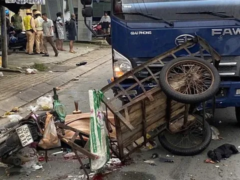 Tai nạn nghiêm trọng ngay Ngã Ba Đồn
