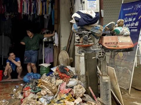 Chính phủ hỗ trợ khẩn cấp Đà Nẵng 100 tỉ đồng khắc phục thiệt hại do mưa lũ