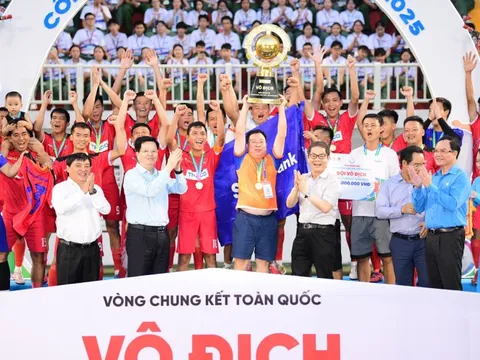 Hình ảnh ấn tượng tại Lễ bế mạc Giải bóng đá công nhân, viên chức Việt Nam 2025