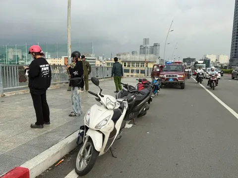 Nam sinh viên nghi nhảy cầu sau khi bị lừa 200 triệu đồng