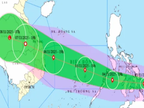 Bão Kalmaegi rất mạnh với cường độ có thể đạt trên cấp 13-14, khi nào ảnh hưởng tới miền Trung?