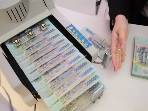 Giảm lãi vay tới 2%/năm cho khách hàng bị thiệt hại bởi bão lũ