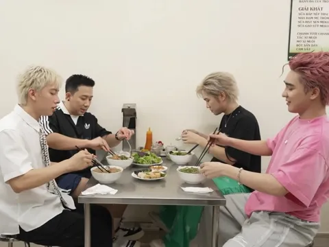 Quán ăn TP.HCM đóng cửa sau khi Trấn Thành review