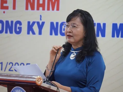 Đề nghị giám khảo chấm ảnh phải thi tuyển, chấm sai bị ‘treo bằng’ vài năm