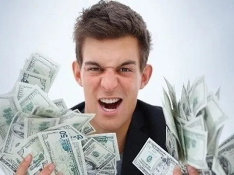 Một công ty ô tô sẽ chốt danh sách cổ đông nhận cổ tức tiền mặt 30% vào ngày mai