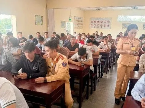 3 lý do nên tải ứng dụng VNeTraffic