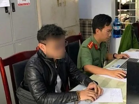 Tung tin thất thiệt trong cơn lũ, một thanh niên bị phạt 7,5 triệu đồng