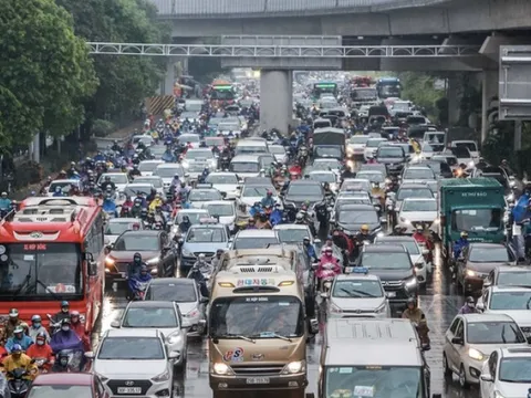 Hà Nội sẽ cấm xe chạy xăng dầu theo giờ trong Vành đai 1 từ ngày 1-7-2026