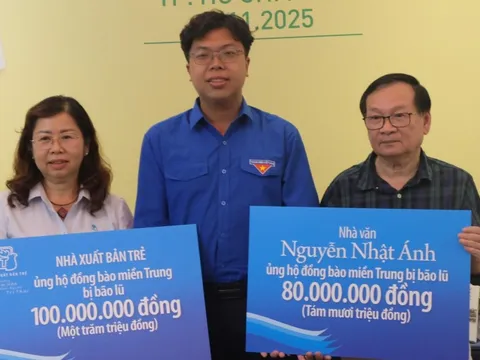 Nhà văn Nguyễn Nhật Ánh ra mắt sách mới, ủng hộ 80 triệu đồng cho người dân vùng lũ