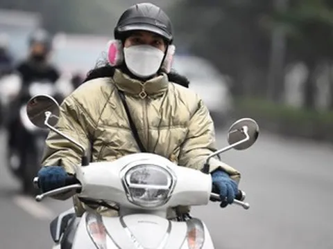 Dự báo thời tiết 4/12/2025: Không khí lạnh bao phủ miền Bắc, Trung Bộ vẫn mưa to