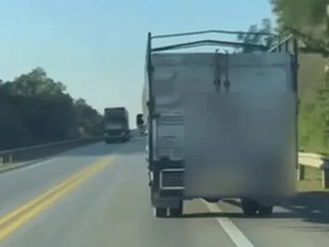 Xử lý xe tải chạy kiểu 'chim mồi' ở làn khẩn cấp cao tốc Nội Bài - Lào Cai