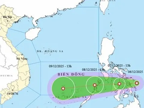 Tin mới nhất về áp thấp nhiệt đới sắp vào Biển Đông, tốc độ tăng nhanh