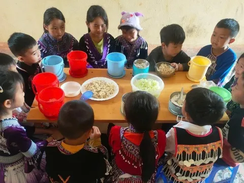 Dự án Nuôi em, từng được Đen Vâu góp 400 triệu đồng, bị nghi ngờ về minh bạch tài chính