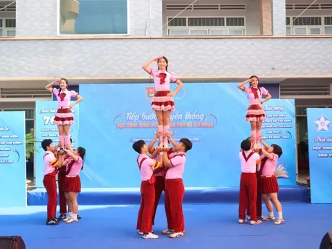 Học sinh, sinh viên TP.HCM 'cháy' trong loạt hoạt động học mà chơi