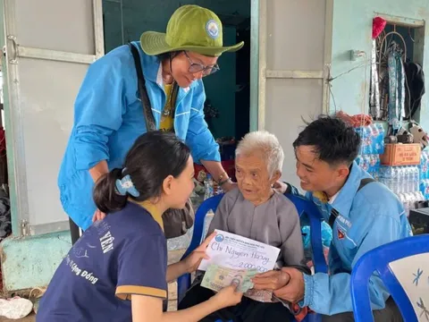 Nghĩa tình Phú Yên hướng về đồng bào vùng lũ Bình Thuận