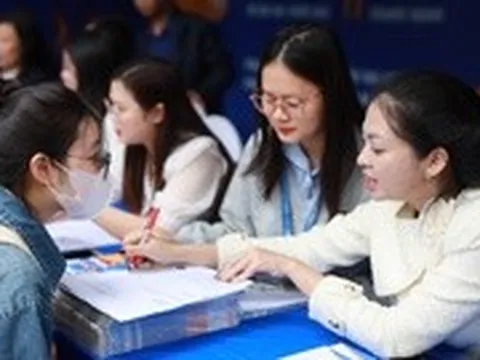 Chương trình Tư vấn tuyển sinh - hướng nghiệp 2026: Trải dài 15 tỉnh thành, hàng loạt đổi mới