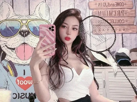 Trung Quốc mạnh tay xử phạt hot girl sống phông bạt, trốn thuế, lừa đảo