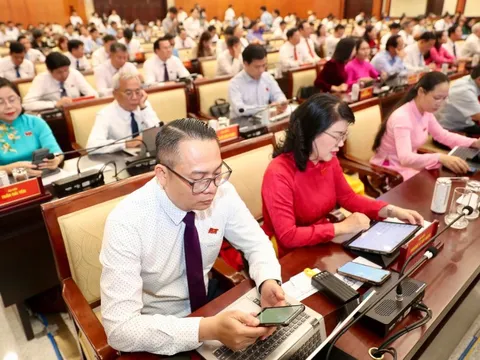 Hơn 50 nghị quyết vì tương lai siêu đô thị