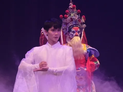 Tài năng múa Hà Lộc lần đầu tiên đóng kịch trong Sống