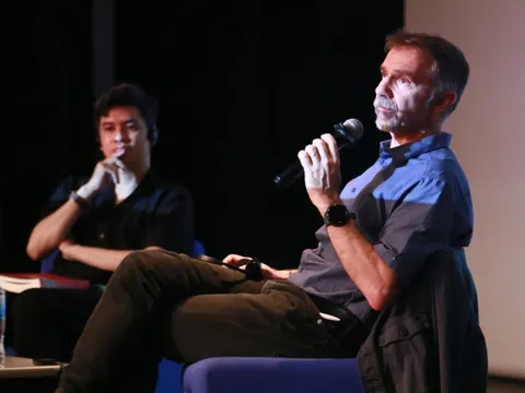 Nhà văn Pháp Franck Thilliez: Viết sách như leo đỉnh Everest