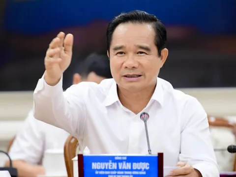 Tối 12-12, UBND TP.HCM họp khẩn, chuẩn bị triển khai Nghị quyết 98