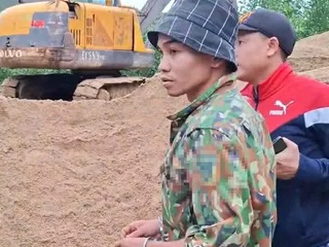 Clip vây bắt 'cát tặc' của cảnh sát giao thông Đắk Lắk