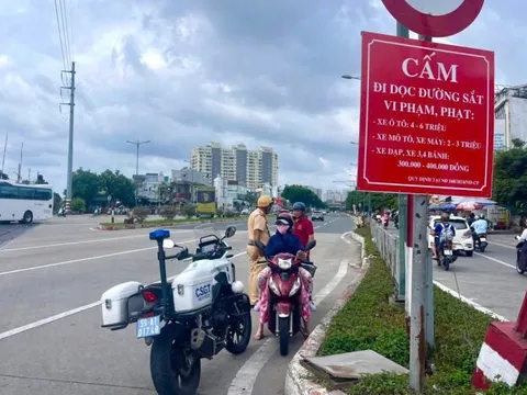 Tra cứu xe bị phạt nguội do chạy cắt ngang trên đường Phạm Văn Đồng