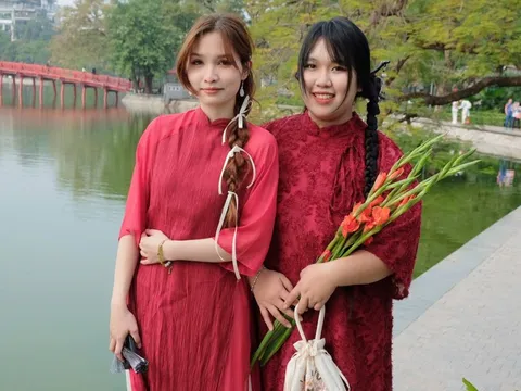 Nghỉ Tết Dương 4 ngày: Khách đổ xô săn vé, có chặng bay giá 10 triệu đồng