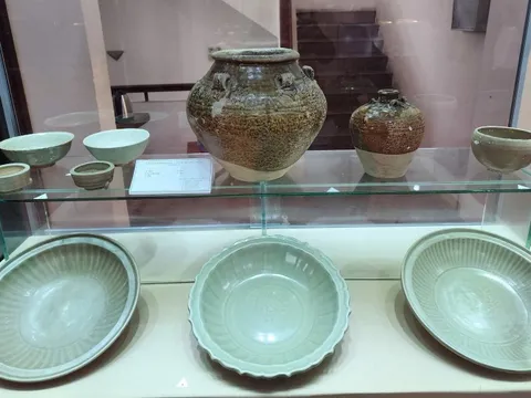 Mê mẩn di sản trục vớt từ những con tàu cổ khắp Việt Nam giờ tề tựu về Quảng Ngãi