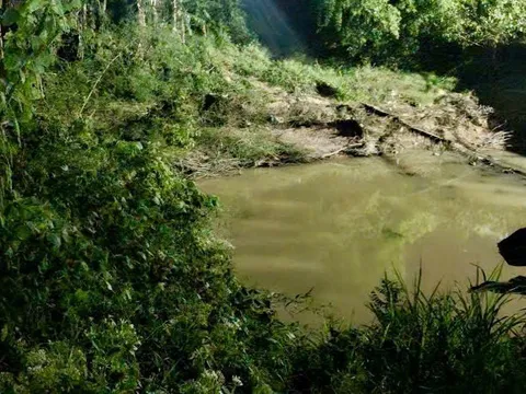 Bé gái 7 tuổi tử vong do đuối nước ở sông Dinh