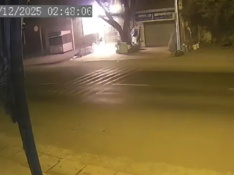 Camera ghi lại khoảnh khắc vụ hỏa hoạn khiến 4 người thiệt mạng ở Đắk Lắk