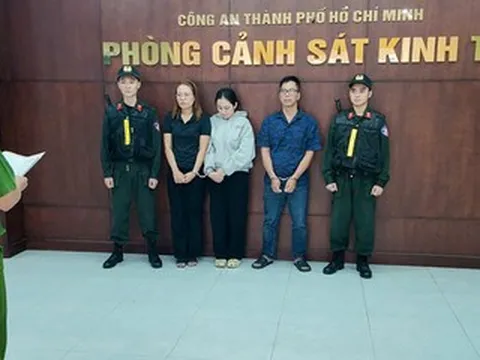 'Mánh khóe' của giám đốc 54 tuổi cầm đầu đường dây buôn lậu 45 tỷ đồng