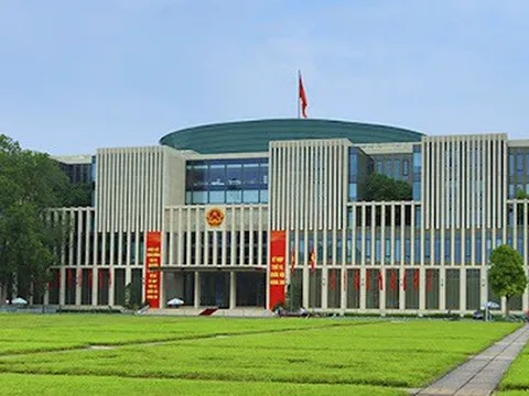 Quyết nghị của Quốc hội về phụ cấp, tiền lương, trợ cấp; cơ cấu lại đội ngũ cán bộ, công chức, viên chức...