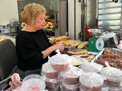 Patê Cột Đèn Hải Phòng bị vạ lây, tiểu thương lo vắng khách sau vụ thịt bẩn