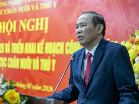 Thứ trưởng Phùng Đức Tiến: Vẫn lo ngại khi nhiều cơ sở sử dụng thịt heo, lòng mề kém chất lượng