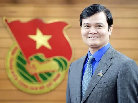 Anh Bùi Quang Huy đắc cử Ủy viên Trung ương Đảng khóa XIV