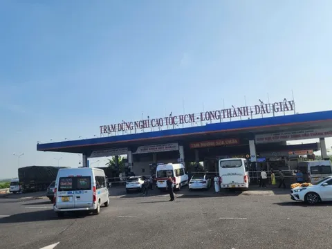Chủ tịch tỉnh Đồng Nai yêu cầu xử lý vụ ngưng bán xăng dầu trên cao tốc TP.HCM - Long Thành