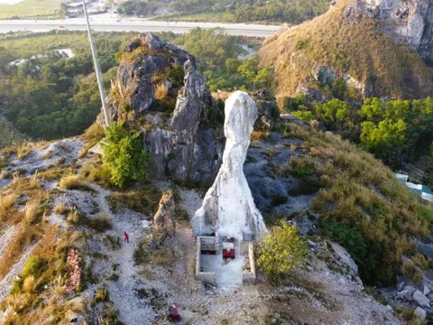 Sở VH-TT-DL Thanh Hóa báo cáo về di tích Hòn Vọng Phu được chi 17 tỉ đồng để gia cố