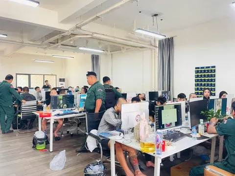 Cảnh sát đột kích nhiều địa điểm ở Campuchia, bắt ông trùm Lê Đình Hùng SN 1989