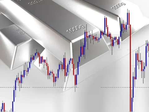 Giá bạc giảm mạnh về 4,4 triệu đồng/lượng