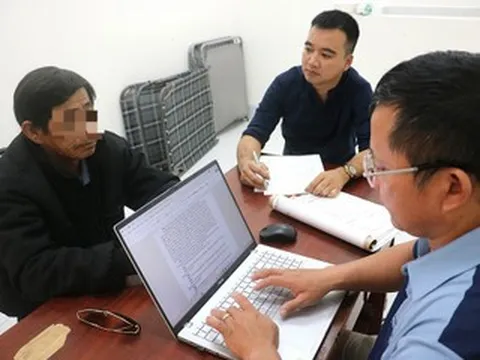 Trốn trại suốt 36 năm, Nguyễn Văn Hùng ngỡ ngàng khi trinh sát đến tận nhà bắt