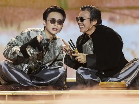 Bố Soobin gọi con dâu trên sân khấu Hoa xuân ca gây sốt