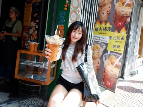Ai sẵn sàng uống ly trà sữa 12 thìa đường ở Thái Lan?