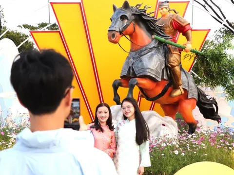 Rực rỡ sắc xuân trên vùng đất phía Nam Đà Nẵng