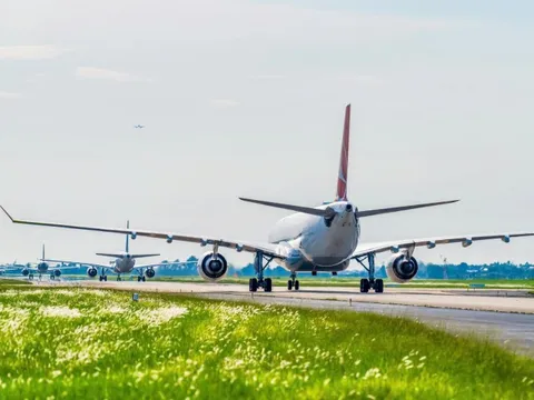 Huỷ loạt chuyến bay giữa Việt Nam và Trung Đông, 3 máy bay mắc kẹt tại Nội Bài